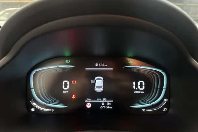 Kia Stonic (2025) thumbnail 5