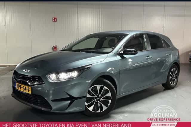 Kia Ceed (2025) thumbnail 1