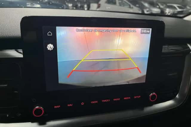 Kia Stonic (2025) thumbnail 4