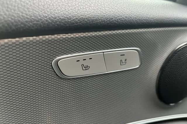 Mercedes-Benz E-Klasse (2019) thumbnail 3