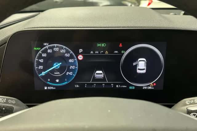 Kia Niro (2025) thumbnail 2