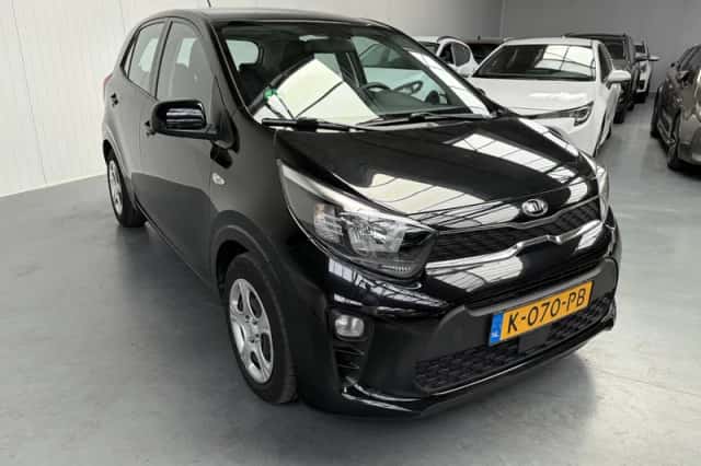 Kia Picanto (2021) thumbnail 4