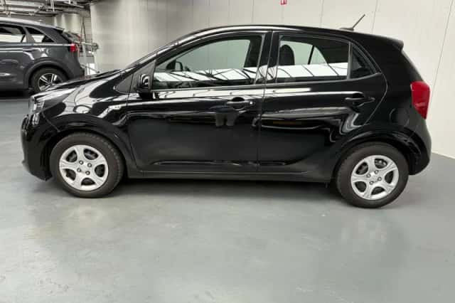 Kia Picanto (2021) thumbnail 6
