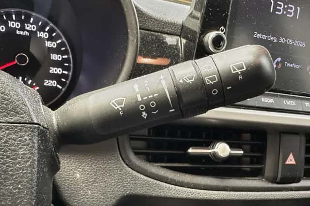 Kia Picanto (2021) thumbnail 4