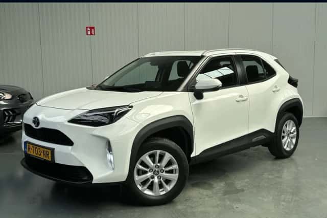Toyota Yaris Cross (2022) thumbnail 1