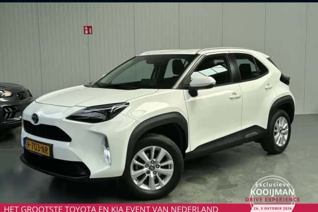Toyota Yaris Cross (2022) thumbnail 1