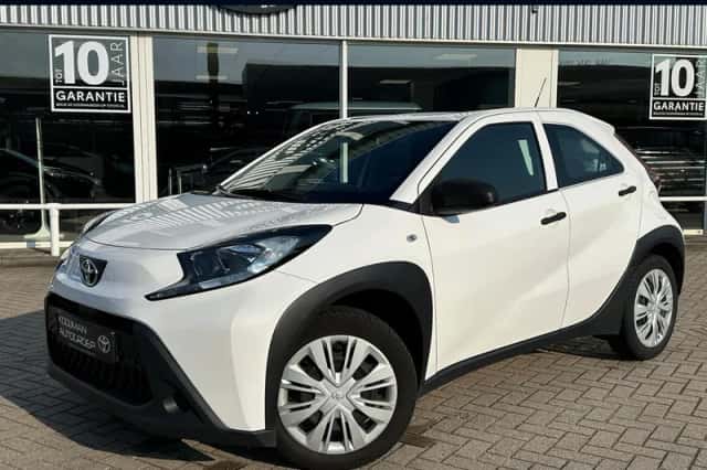Toyota Aygo X (2022) thumbnail 1