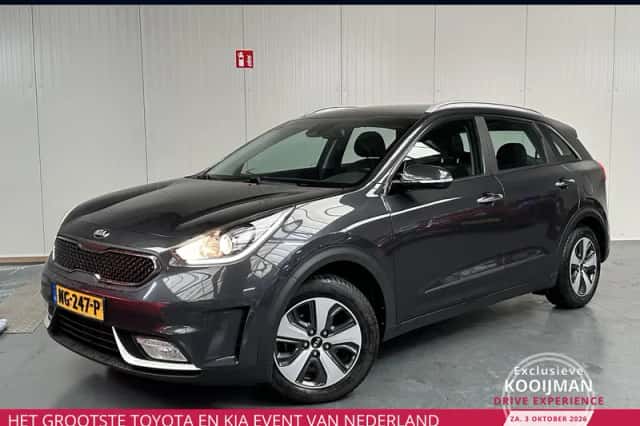 Kia Niro (2017) thumbnail 1