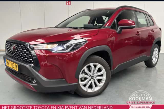 Toyota Corolla Cross (2025) thumbnail 1