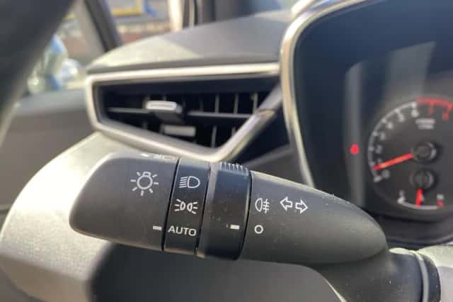 Toyota Corolla (2021) thumbnail 6