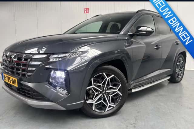 Hyundai Tucson (2022) thumbnail 1