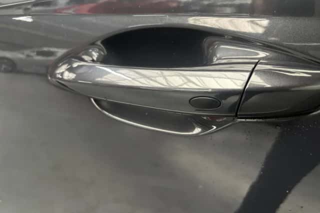 Hyundai Tucson (2022) thumbnail 2