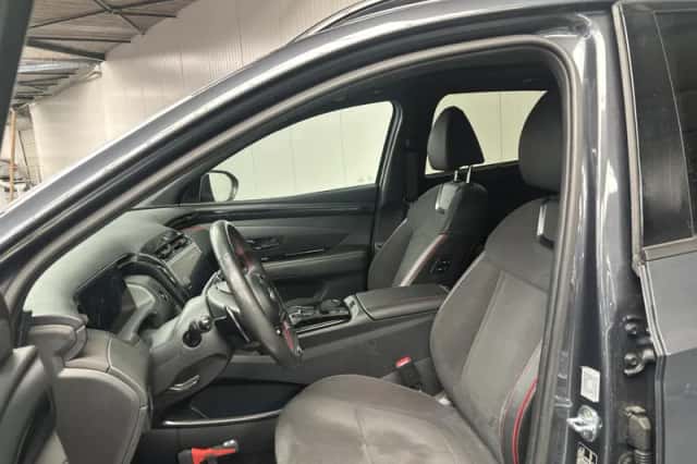 Hyundai Tucson (2022) thumbnail 4