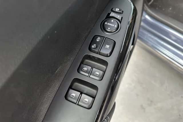 Kia Picanto (2025) thumbnail 3