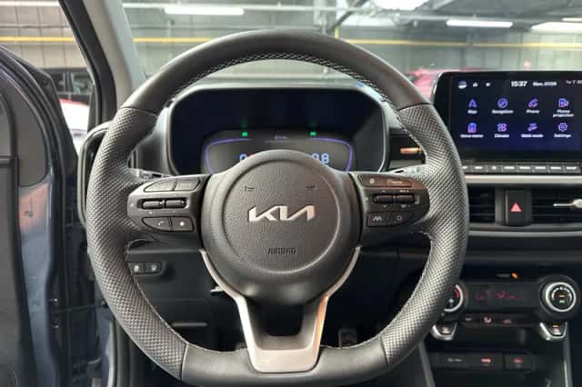 Kia Picanto (2025) thumbnail 6
