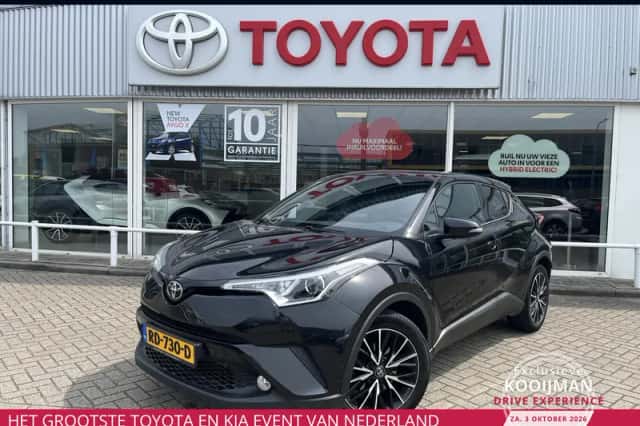 Toyota C-HR (2017) thumbnail 1