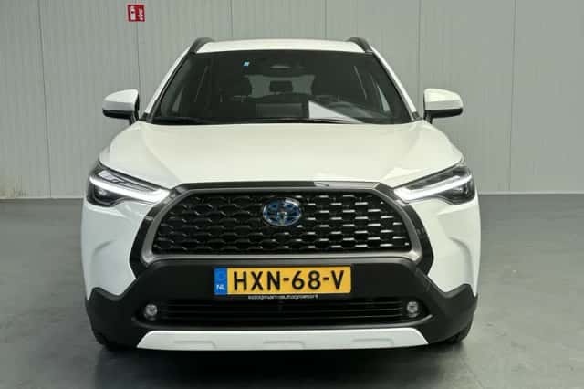 Toyota Corolla Cross (2024) thumbnail 5