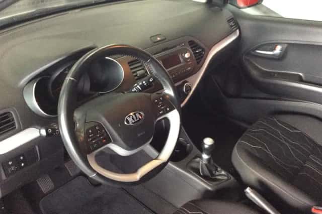 Kia Picanto (2016) thumbnail 2