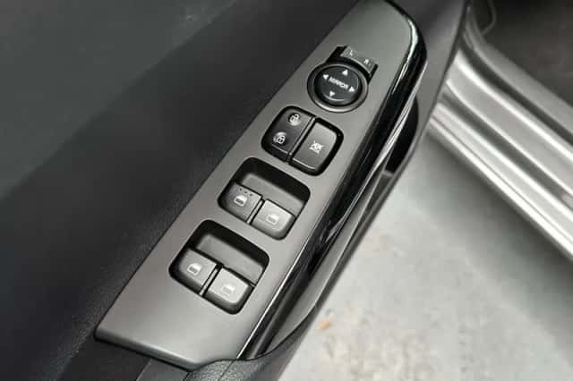 Kia Picanto (2025) thumbnail 3