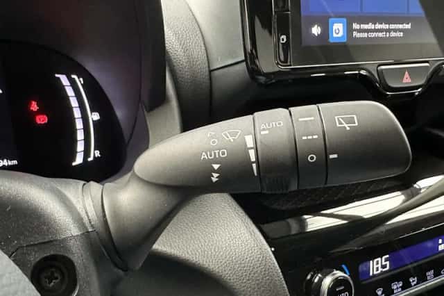 Toyota Yaris Cross (2025) thumbnail 5