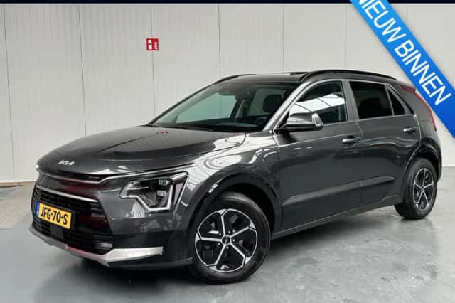 Kia Niro (2025) thumbnail 1