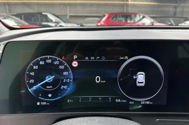 Kia Sportage (2025) thumbnail 3
