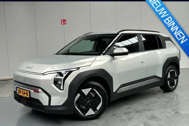 Kia EV3 (2025) thumbnail 1