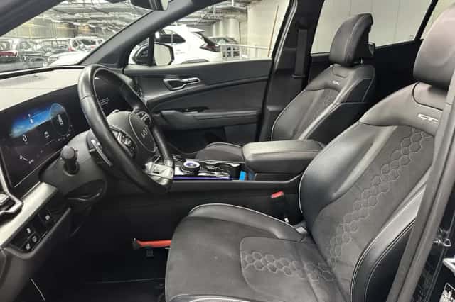 Kia Sportage (2023) thumbnail 2
