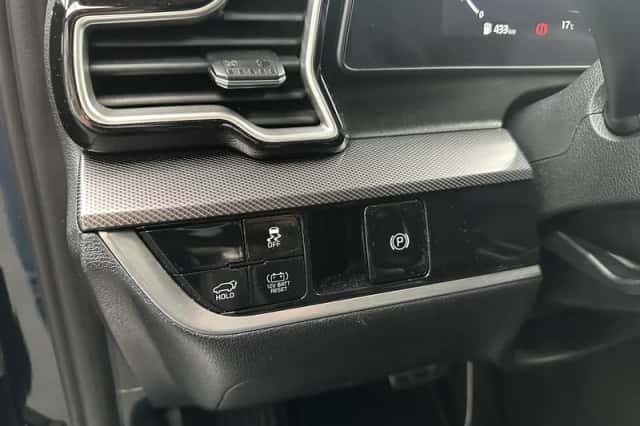 Kia Sportage (2023) thumbnail 4
