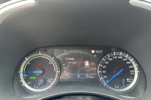 Toyota Highlander (2021) thumbnail 6