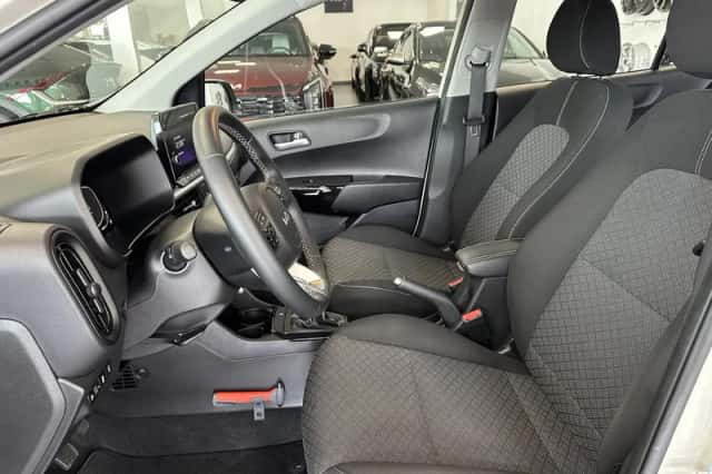 Kia Picanto (2025) thumbnail 2