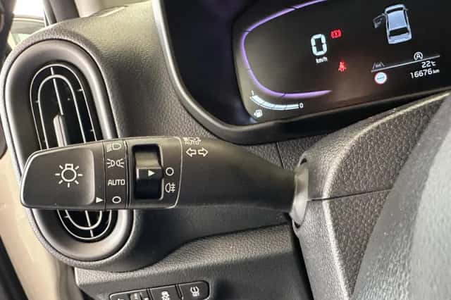 Kia Picanto (2025) thumbnail 6