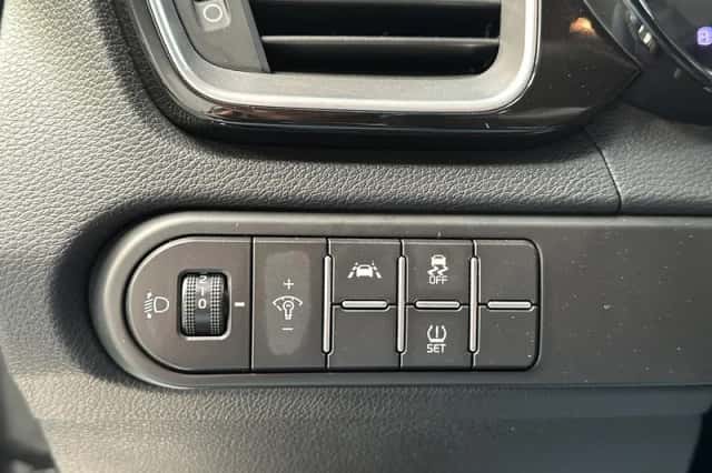 Kia XCeed (2020) thumbnail 5