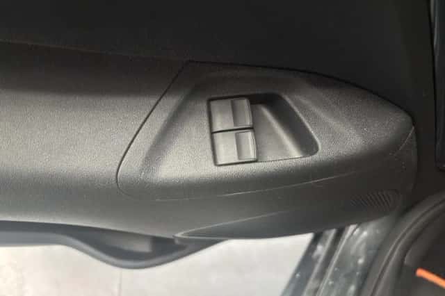 Toyota Aygo (2021) thumbnail 5