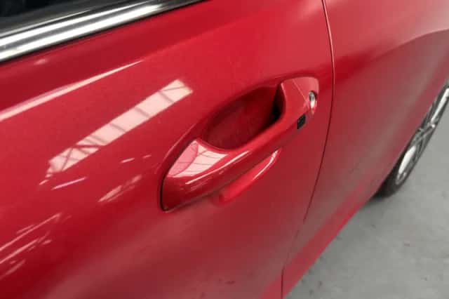 Kia Rio (2017) thumbnail 2