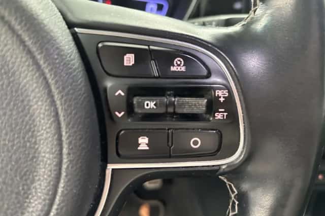 Kia Niro (2019) thumbnail 6