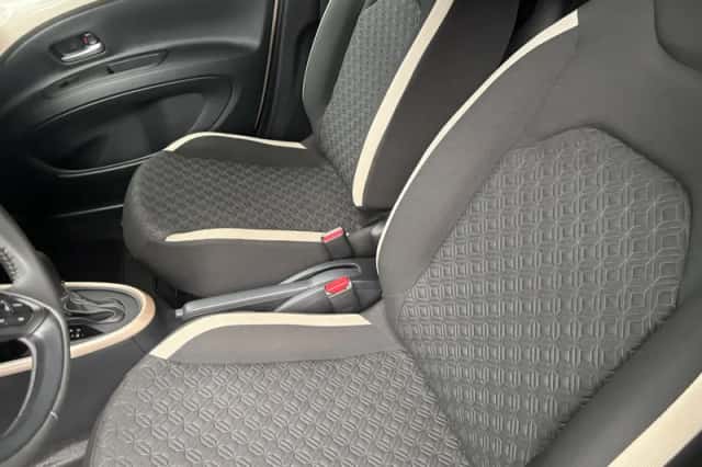 Toyota Aygo X (2025) thumbnail 2