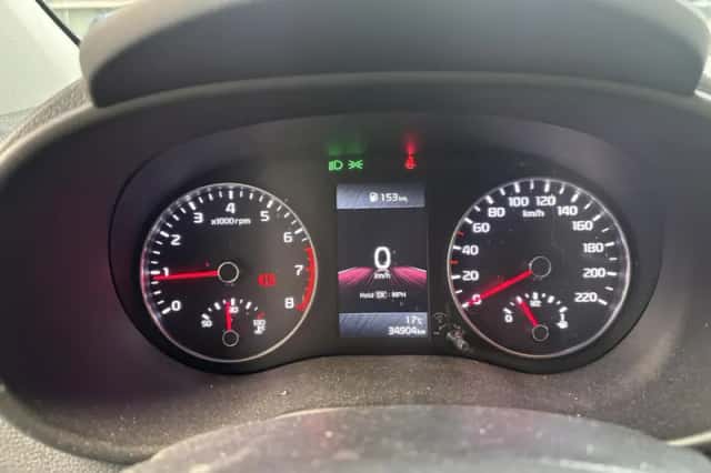 Kia Picanto (2023) thumbnail 4