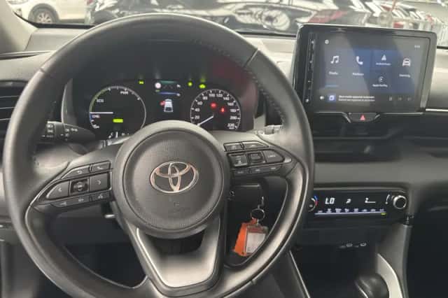 Toyota Yaris (2025) thumbnail 6