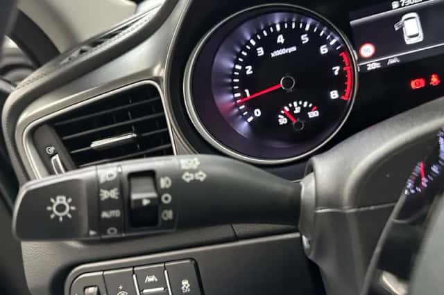Kia Ceed (2025) thumbnail 4