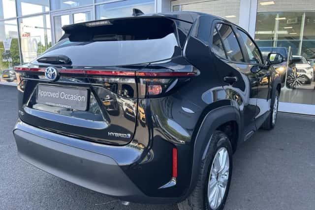 Toyota Yaris Cross (2024) thumbnail 4