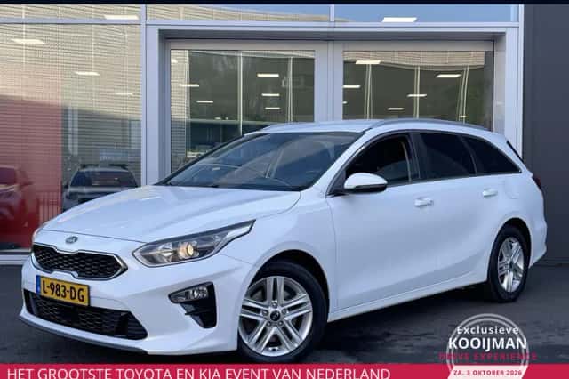 Kia Ceed (2021) thumbnail 1