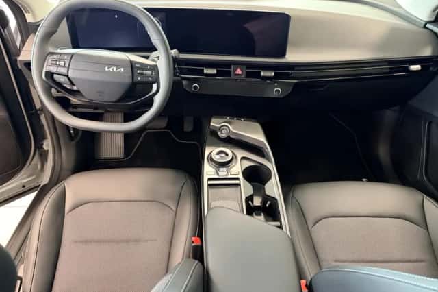 Kia EV6 (2026) thumbnail 6