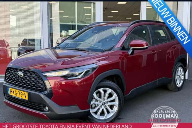 Toyota Corolla Cross (2025) thumbnail 1