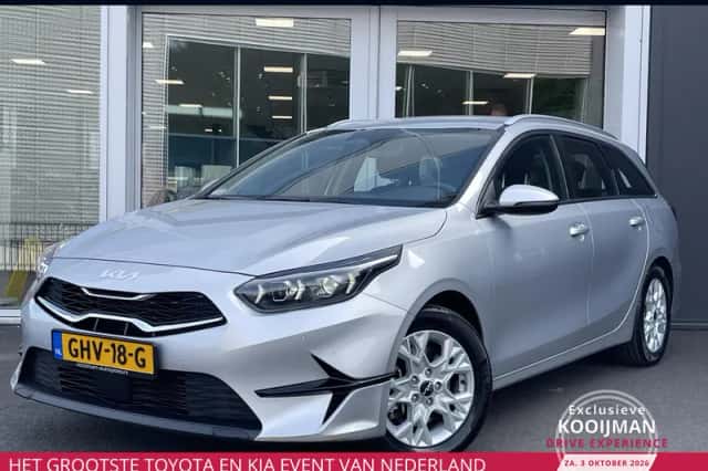 Kia Ceed (2024) thumbnail 1