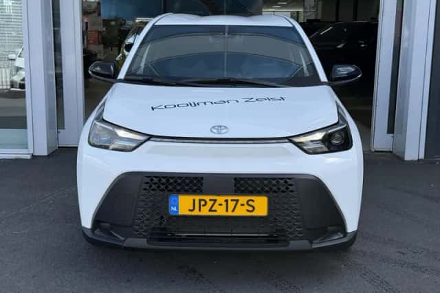 Toyota Aygo (2025) thumbnail 2