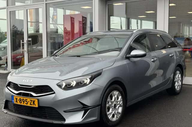 Kia Ceed (2024) thumbnail 4