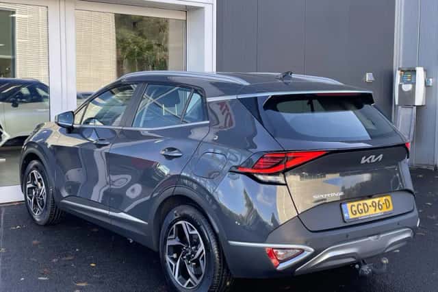 Kia Sportage (2024) thumbnail 5