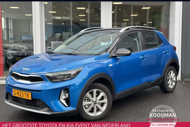 Kia Stonic (2023) thumbnail 1