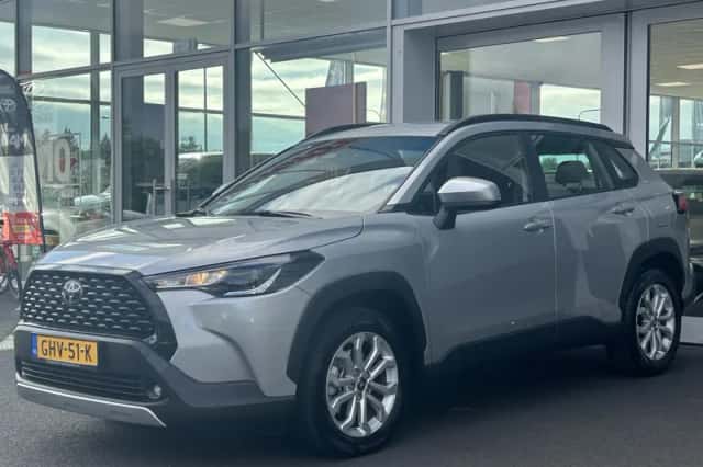 Toyota Corolla Cross (2024) thumbnail 4